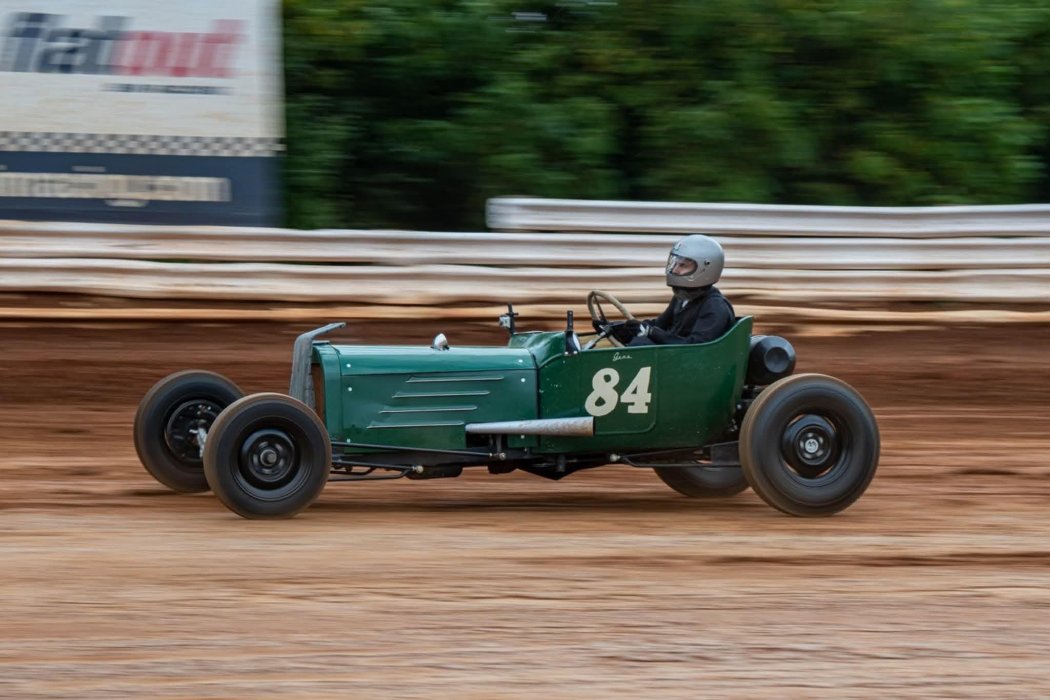 Racer1.jpg