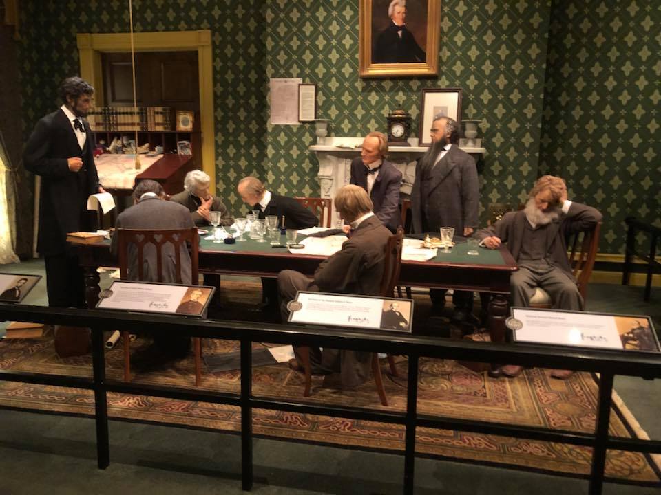 Lincoln3.jpg